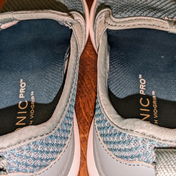 Vionic Womens Julianna Sz 5 Sage Green Slip-on Sneaker Mesh Work Shoe Comfort - Picture 8 of 12